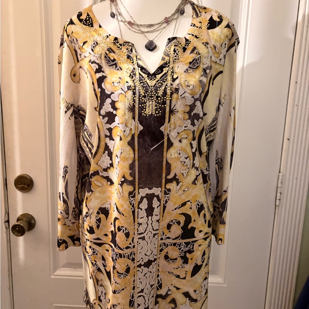 JM Collection Elegant Gold and Black Blouse